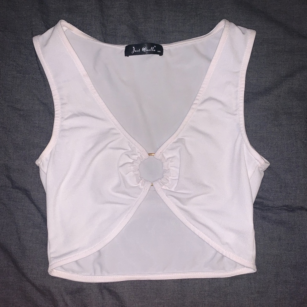 Cute white top